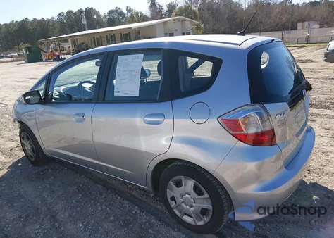 2013 Honda Fit из США, поврежденный, VIN JHMGE8H36DC056069